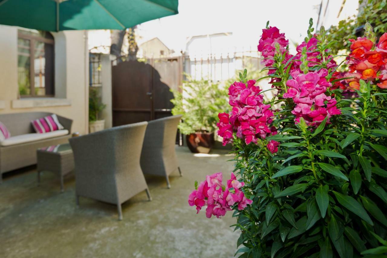 La Pergola Bed & Breakfast Chateauneuf-du-Pape Exterior photo